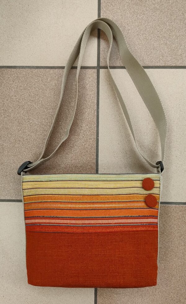 1.1 Piccola RIGHE COLOR