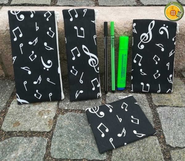 2. Astucci piatti MUSICA in NERO